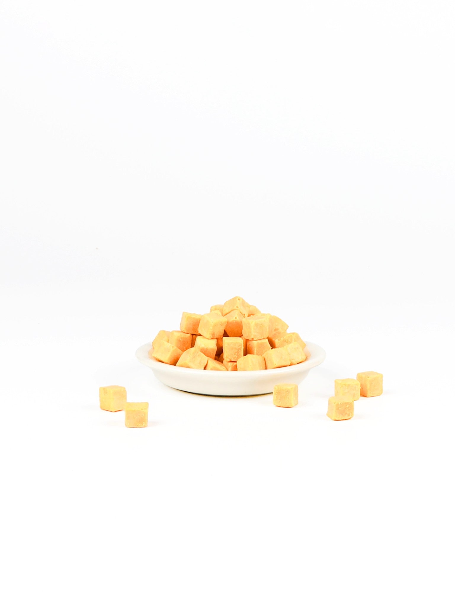 chewtrue-freeze-dried-egg-yolk-bites-cat-dog-treats